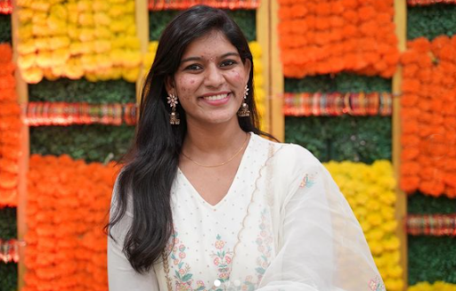 Rakshana: Natural Beauty Is Real. The “Ideal Image” Is for Satire.