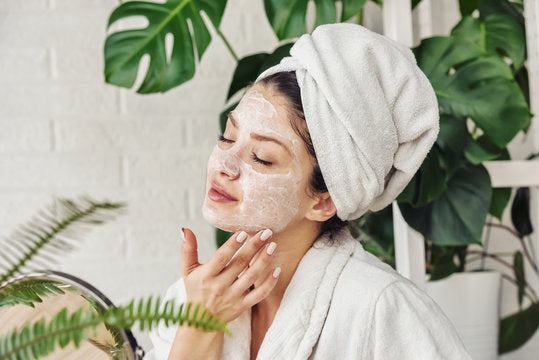 Sensitive skin? Ingredients to Look for and Avoid + K-Beauty Faves