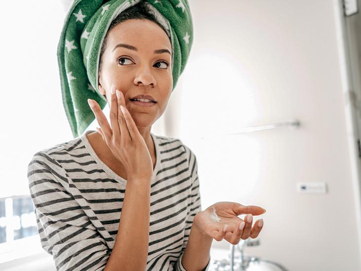 3 Amazing Benefits of Petrolatum Slugging