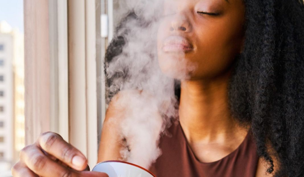 How to Do Facial Steaming at Home - Cassandra Bankson