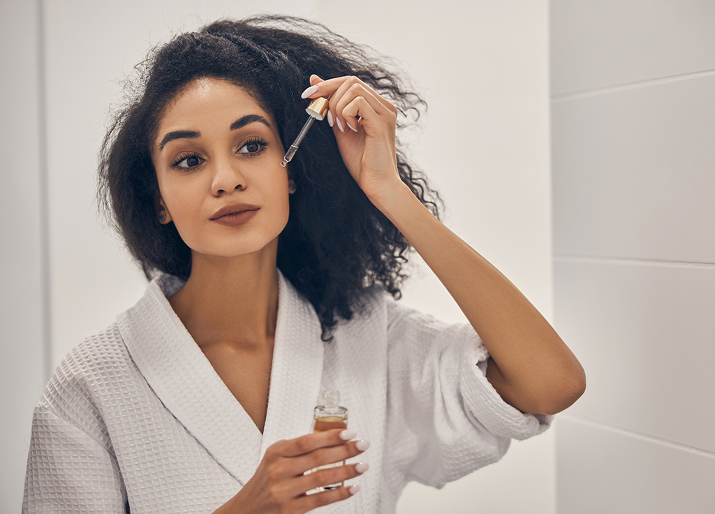 Our 5 Favorite AHA and BHA acids of Summer 2021!